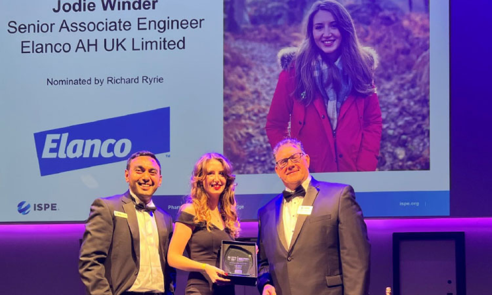 Zam Thahir, ISPE United Kingdom Emerging Leaders Chair, Jodie Winder, winner of a 2021 UK EL Award, and Thomas Hartman, CEO and President, ISPE.